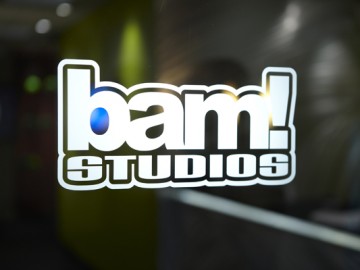Photographer Jeff Sciortino shoots at BAM Studios.